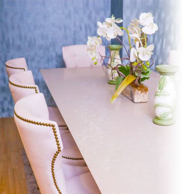 Home Matters Dining Table